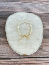 Load image into Gallery viewer, 14K Gold Filled Bracelet - Ivory Pearl