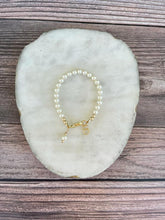 Load image into Gallery viewer, 14K Gold Filled Bracelet - Ivory Pearl